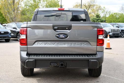 Carbonized Gray Metallic 2026 Ford Maverick Lariat