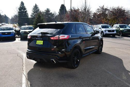 2021 Ford Edge ST