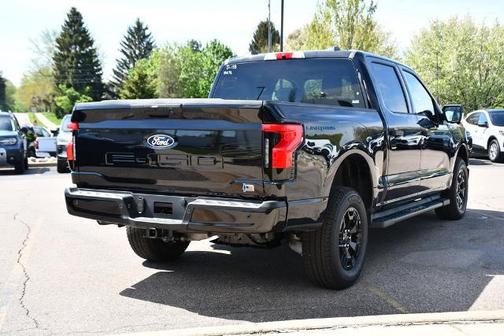 2025 Ford F-150 Lightning XLT