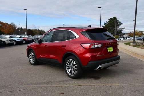 2022 Ford Escape Titanium