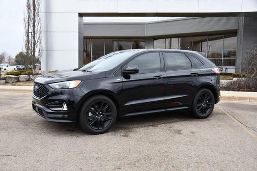 2022 Ford Edge ST Line