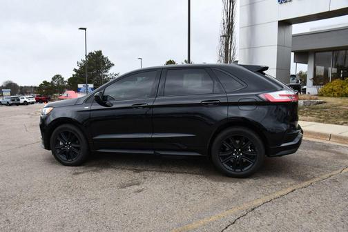 2022 Ford Edge ST Line