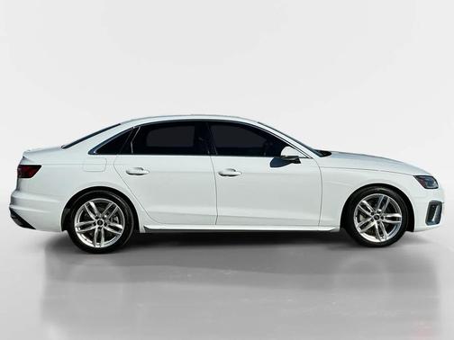 Glacier White Metallic 2023 Audi A4 45 S line Premium