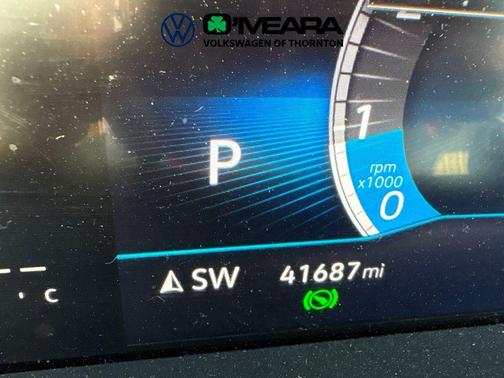 Platinum Gray Metallic 2023 Volkswagen Tiguan 2.0T SE R-Line Black 4MOTION