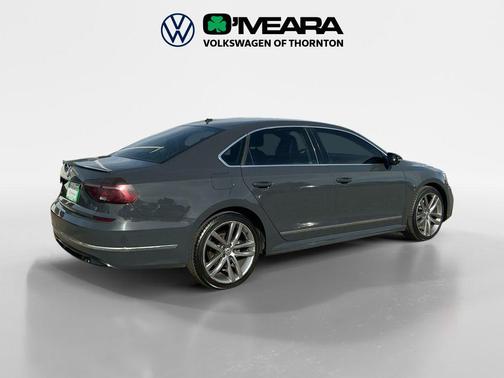 2016 Volkswagen Passat 1.8T R-Line