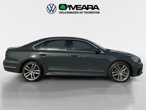 2016 Volkswagen Passat 1.8T R-Line