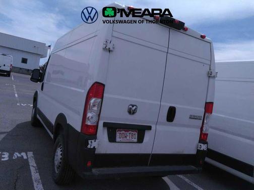 Bright White Clearcoat 2025 RAM ProMaster 2500 Tradesman