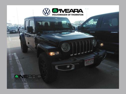 Black Clearcoat 2023 Jeep Gladiator Overland