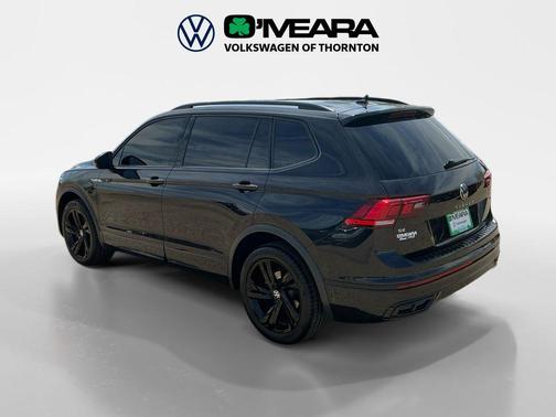 Deep Black 2023 Volkswagen Tiguan 2.0T SE R-Line Black 4MOTION