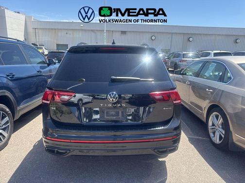 Deep Black 2023 Volkswagen Tiguan 2.0T SE R-Line Black 4MOTION