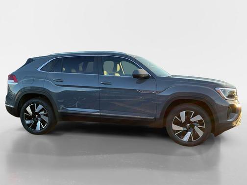 2025 Volkswagen Atlas Cross Sport 2.0T SEL