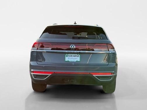 2025 Volkswagen Atlas Cross Sport 2.0T SEL