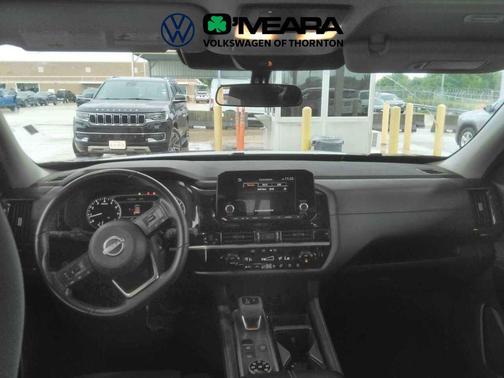 Super Black 2025 Nissan Pathfinder SV 4WD