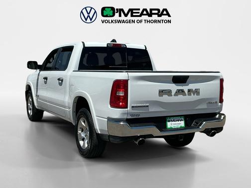 Bright White Clearcoat 2025 RAM 1500 Big Horn/Lone Star