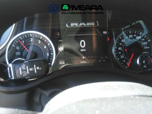Bright White Clearcoat 2025 RAM 1500 Big Horn/Lone Star