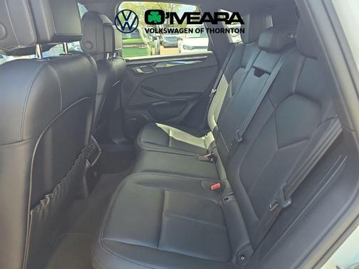 White 2018 Porsche Macan Macan Turbo