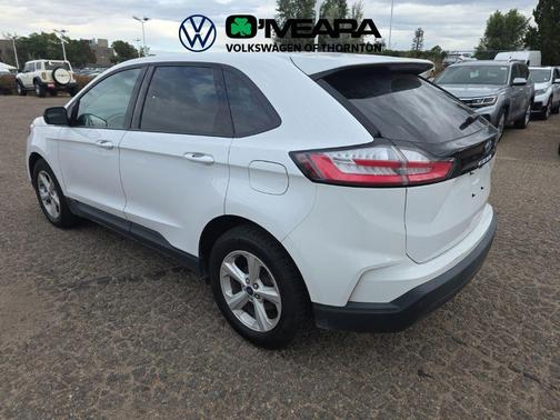 Oxford White 2021 Ford Edge SE