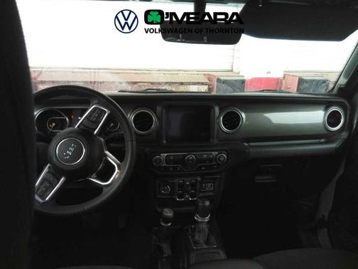 2023 Jeep Gladiator Overland