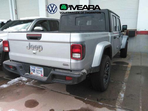 2023 Jeep Gladiator Overland