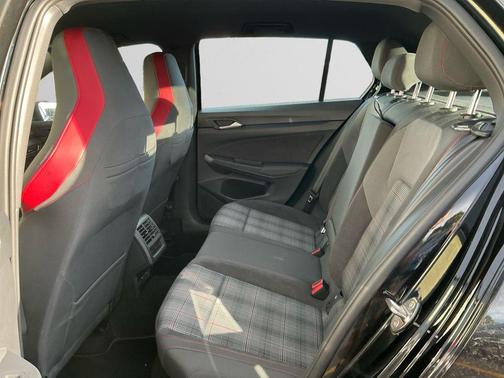 2024 Volkswagen Golf GTI 2.0T S DSG