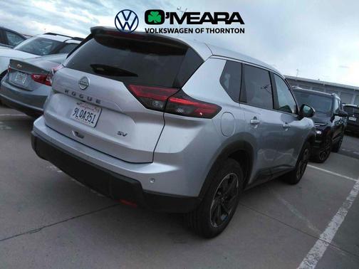 Brilliant Silver Metallic 2024 Nissan Rogue SV