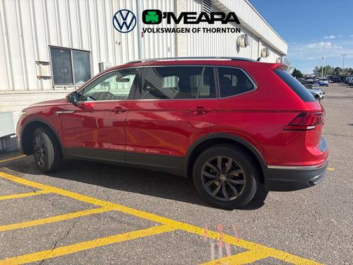 Kings Red Metallic 2023 Volkswagen Tiguan 2.0T SE 4MOTION