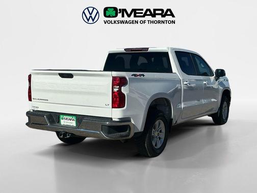 Summit White 2025 Chevrolet Silverado 1500 LT
