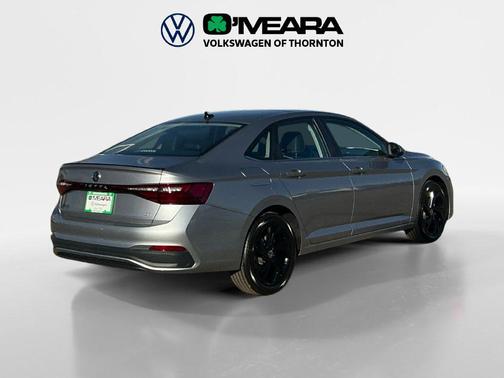 Pyrite Silver Metallic 2027 Volkswagen Jetta 1.4T SE