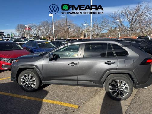 2022 Toyota RAV4 XLE Premium