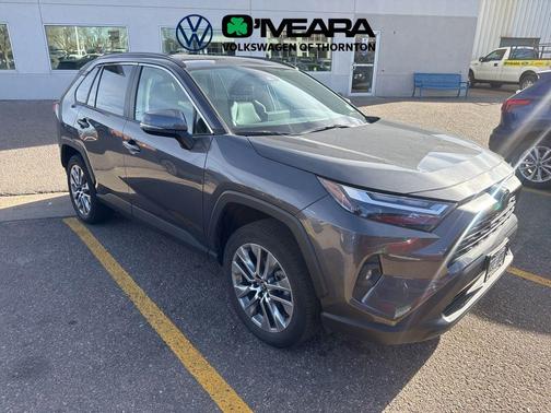 2022 Toyota RAV4 XLE Premium