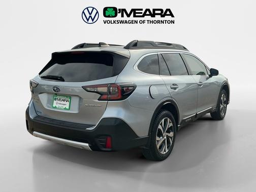 Ice Silver Metallic 2022 Subaru Outback Limited