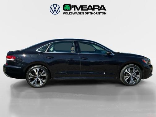 2022 Volkswagen Passat 2.0T SE