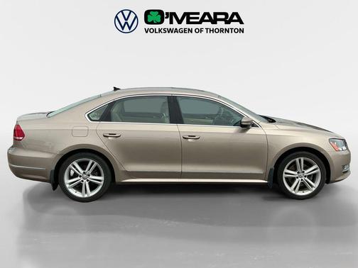 Titanium 2015 Volkswagen Passat 2.0L TDI DSG SEL Premium