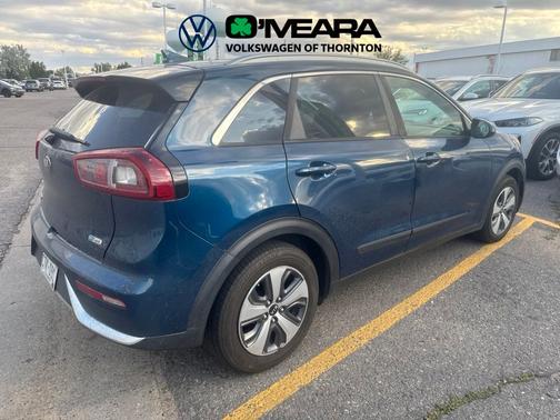Deep Cerulean 2018 Kia Niro LX