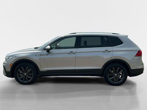 2024 Volkswagen Tiguan 2.0T SE 4MOTION