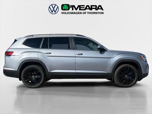 2025 Volkswagen Atlas 2.0T SE w/Technology 4MOTION