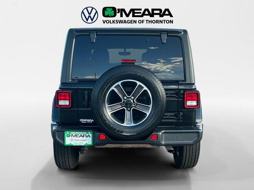 2023 Jeep Wrangler 4-Door Sahara 4x4