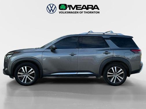 2023 Nissan Pathfinder Platinum 4WD