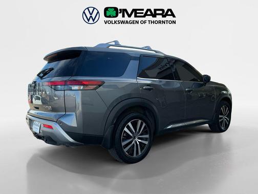 2023 Nissan Pathfinder Platinum 4WD