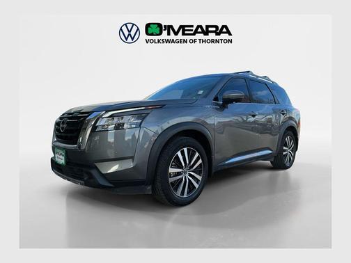 2023 Nissan Pathfinder Platinum 4WD