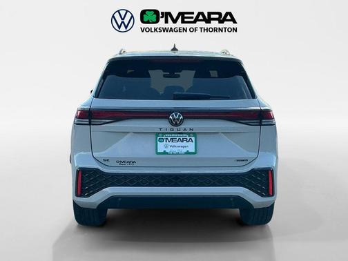 sandstone 2026 Volkswagen Tiguan 2.0T SE R-Line Black 4MOTION