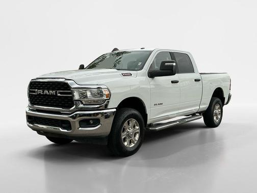 2023 RAM 2500 Big Horn Crew Cab 4x4 6'4' Box