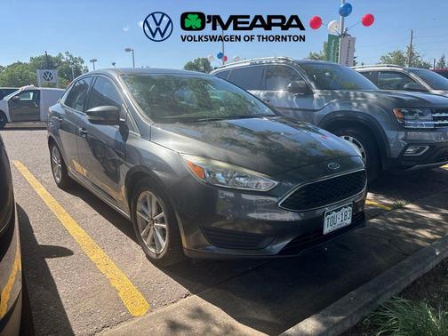 Magnetic 2017 Ford Focus SE