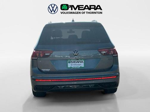 Platinum Gray Metallic 2023 Volkswagen Tiguan 2.0T SE R-Line Black 4MOTION
