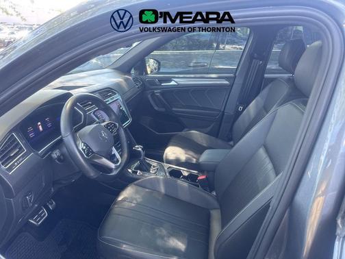 Platinum Gray Metallic 2023 Volkswagen Tiguan 2.0T SE R-Line Black 4MOTION