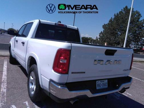 Bright White Clearcoat 2025 RAM 1500 Big Horn/Lone Star