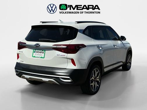 Snow White Pearl 2021 Kia Seltos SX