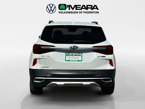 Snow White Pearl 2021 Kia Seltos SX
