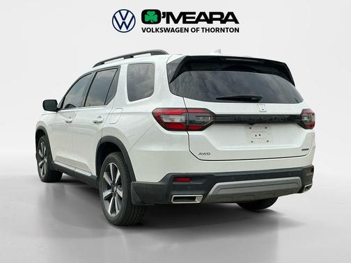 2024 Honda Pilot Touring 8-Passenger