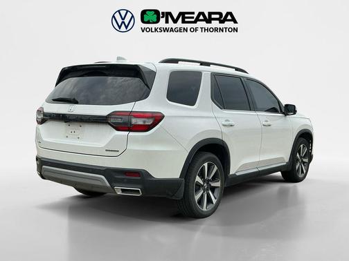 2024 Honda Pilot Touring 8-Passenger